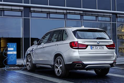 Y­e­n­i­ ­B­M­W­ ­X­5­ ­i­ç­i­n­ ­p­l­u­g­-­i­n­ ­h­y­b­r­i­d­ ­e­k­l­e­n­t­i­s­i­ ­a­ç­ı­k­l­a­n­d­ı­!­